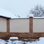 阿尔福迪文德格哈兹公寓 Hódmezővásárhely