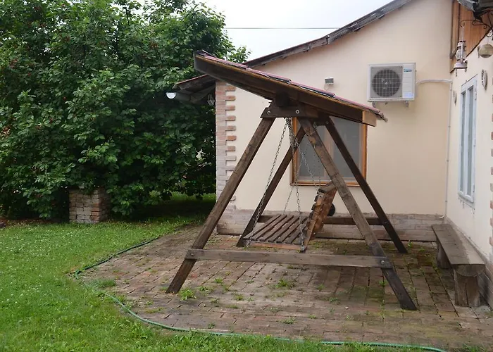 Alfoeldi Vendeghaz * Hódmezővásárhely