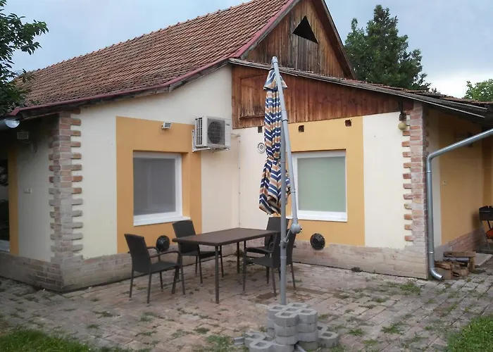 Alfoeldi Vendeghaz Hódmezővásárhely